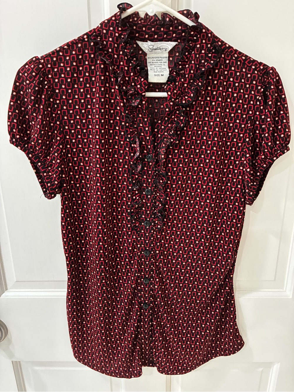Speechless Ruffled V-Neck Blouse - Burgundy Geo Print